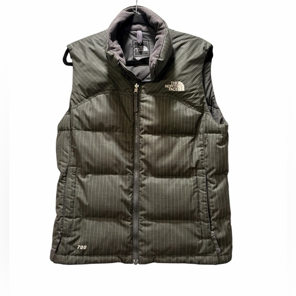 The North Face 700 Nuptse Gray White Pine Stripe Puffer Vest - Picture 1 of 6